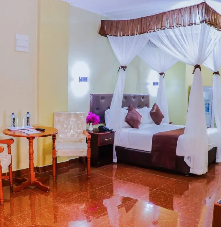 Maxland hotel restaurant Maxland Hotel Bed and breakfast, Bed and Breakfast along thik aroad, Thika road top hotels